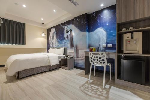 room detail thumbnail 0