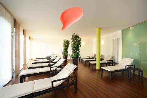 Quellness- und Golfhotel Fürstenhof - image 3