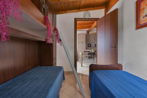 Villa Corallo by BarbarHouse in Padula Fede