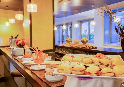 Best Western City Hotel - image 10