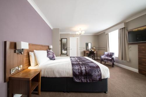 Innkeeper's Lodge Norwich - image 14