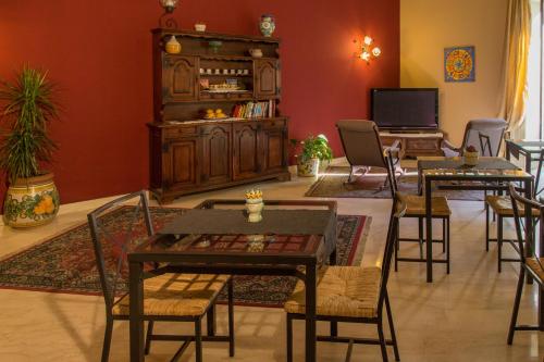 Catania Inn Rooms - image 14