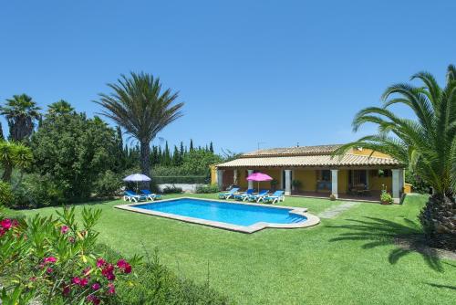 Family Villa Bovis with Private Pool