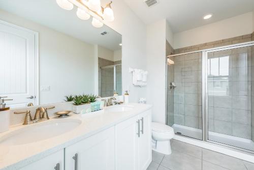 Exquisite Home with Media Room & Games near Disney - 7600M - image 10