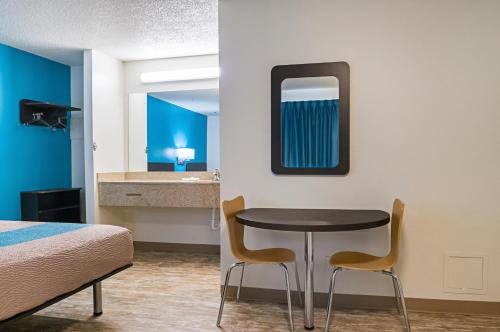 Motel 6-Bay Saint Louis MS - image 2