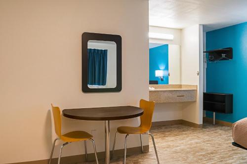 Motel 6-Bay Saint Louis MS - image 5