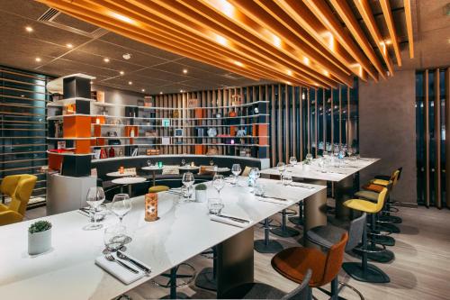 Novotel Paris Coeur d'Orly Airport - main image