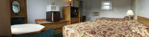 2 queen beds