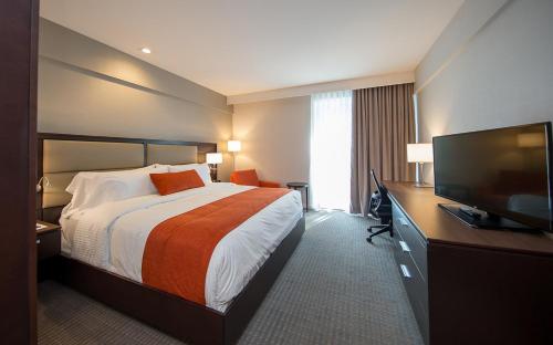 King Suite with Balcony