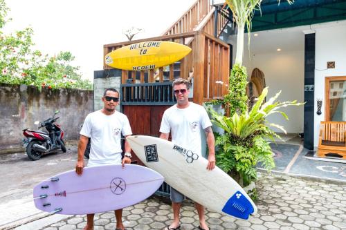 Medewi Hady SurfCamp