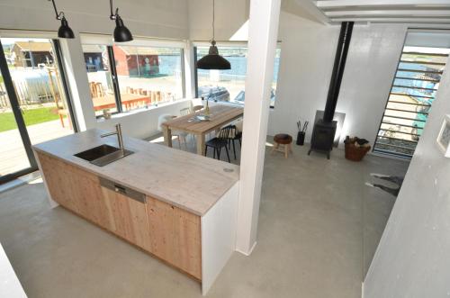The Strandwood - image 2