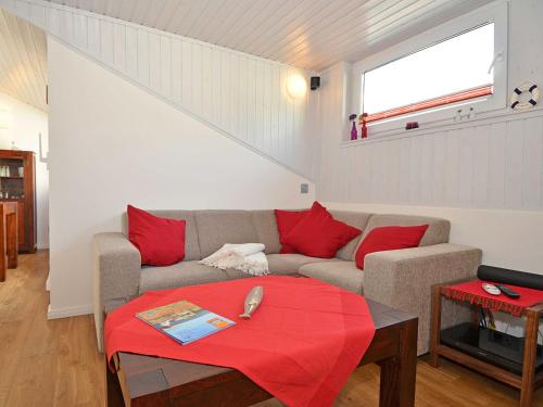 Ferienhaus Luv & Lee F589 WG 3 mit Dachschrägen und Terrasse - image 4