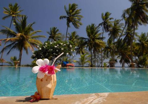 Peldbaseins, Kaskazi Beach house in Msambweni