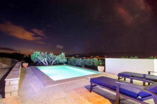 Holiday Home Bliss