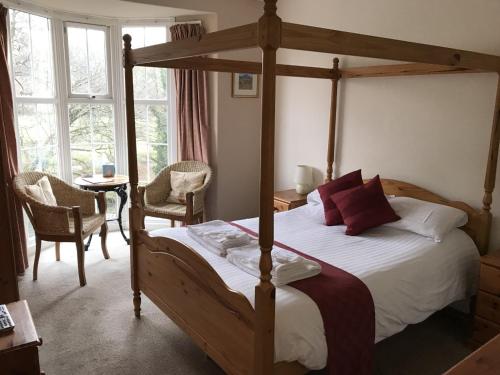 B&B Buckfastleigh - The Abbey Inn - Bed and Breakfast Buckfastleigh