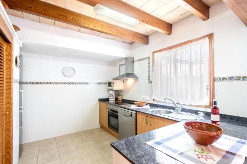 Three-Bedroom House image 10