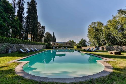Coselli 's Collection. Luxury Villas Rental