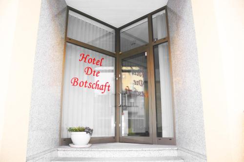Botschaft, Berlín (foto 11)