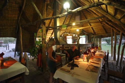 餐廳, Tsumkwe Country Lodge in 特桑克威