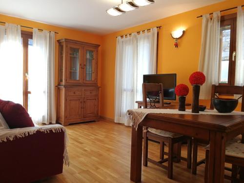  Tres Dormitorios Barruera Immovall, Pension in Barruera bei Llesp