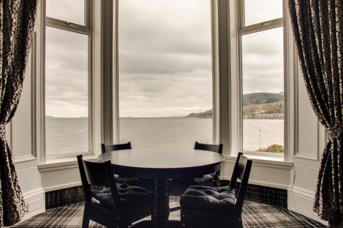 zonă comună salon/TV, St Ives Boutique Hotel in Centru oraș Dunoon