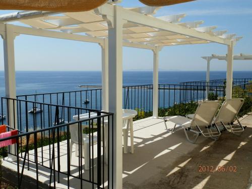 設施, Samos Rooms in 畢達哥雷奧