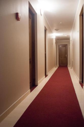 المرافق, Atlant Hotel in أوزهوجورود