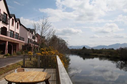 Grove Lodge Holiday Homes (2 Bed) - image 10