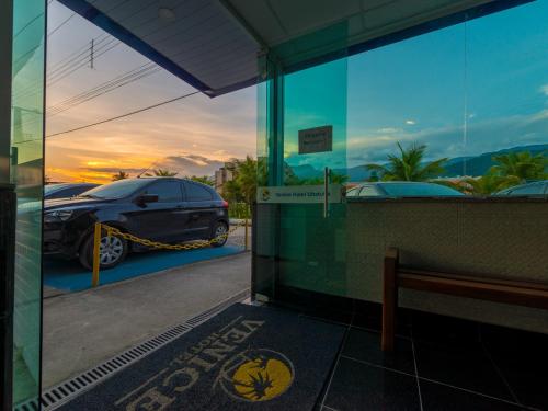 Hotel Venice Ubatuba - 출입구