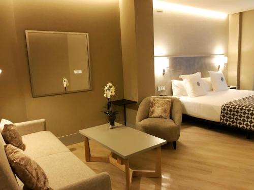 Hotel América Sevilla - main image