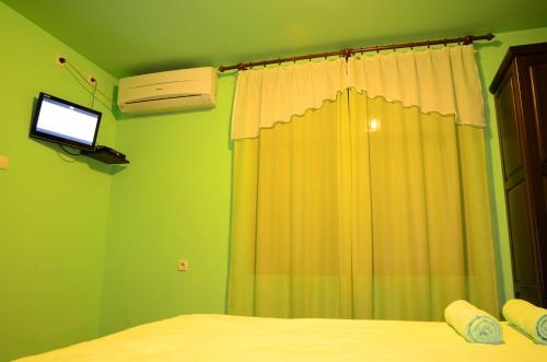 Guest House Ivan - image 6