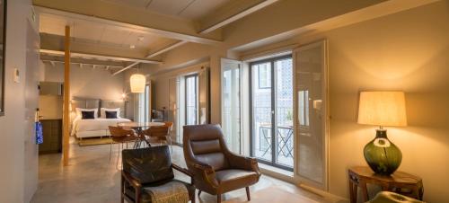 Deluxe Loft with Balcony