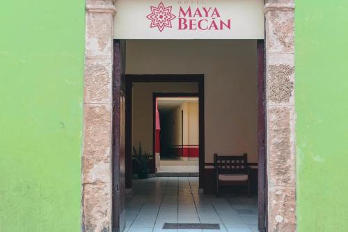 Hotel Maya Becan - 출입구