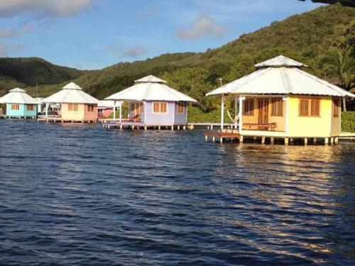 Buitenkant, Mango Creek Resort in Diamond Rock