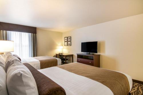 2 queen beds