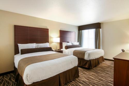 Cobblestone Inn & Suites - Menomonie/UW-Stout - main image