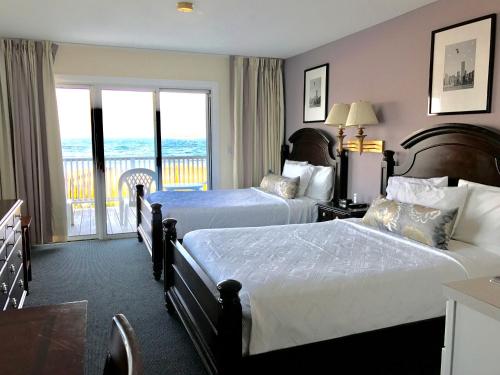 Beachfront Studio - Platinum