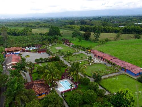 Hotel Campestre Los Tucanes