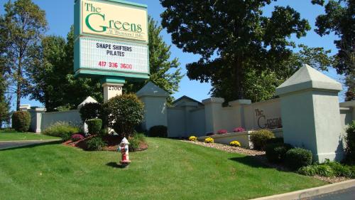 Grant's Condo in The Greens - image 12