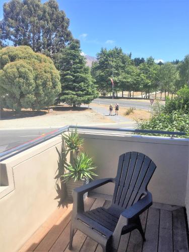 Vista, Fairway Motel & Apartments in Wanaka