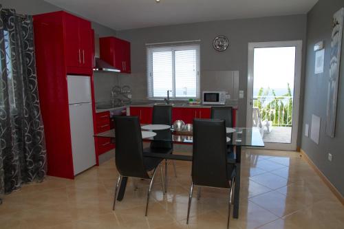  Relax, Comfort and Elegance! in Arco da Calheta