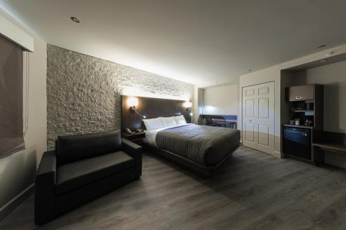 130002585 Hôtel & Suites Normandin Lévis