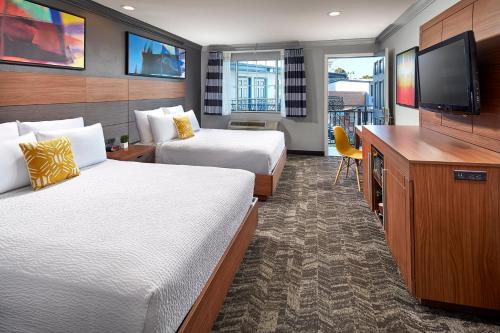 Studio Inn & Suites Downey - image 5
