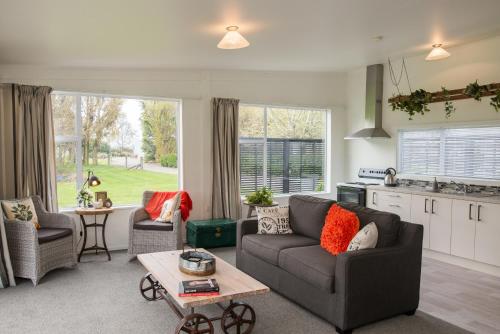 Thistle Cottage - Accommodation - Ashburton