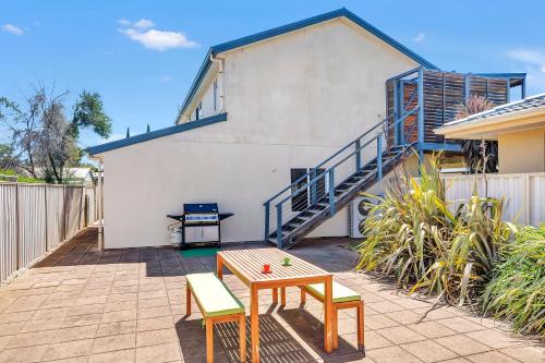 Pohled zvenku, Green Reef Beach House - Aldinga Beach - C21 SouthCoast Holidays in Poloostrov Fleurieu