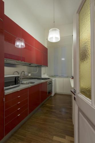 Luxury on the River - image 8