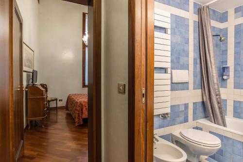 Hotel Piccola Fenice, Benátky (fotografie 6)