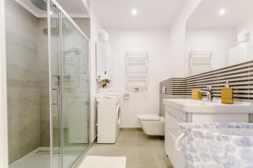 Deluxe Apartment with Pool View(6 Adults) image 3