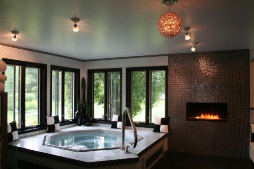 The Roxbury in Roxbury, USA