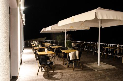 Restorāns, Hotel & Restaurant Haus am See in Locknitz